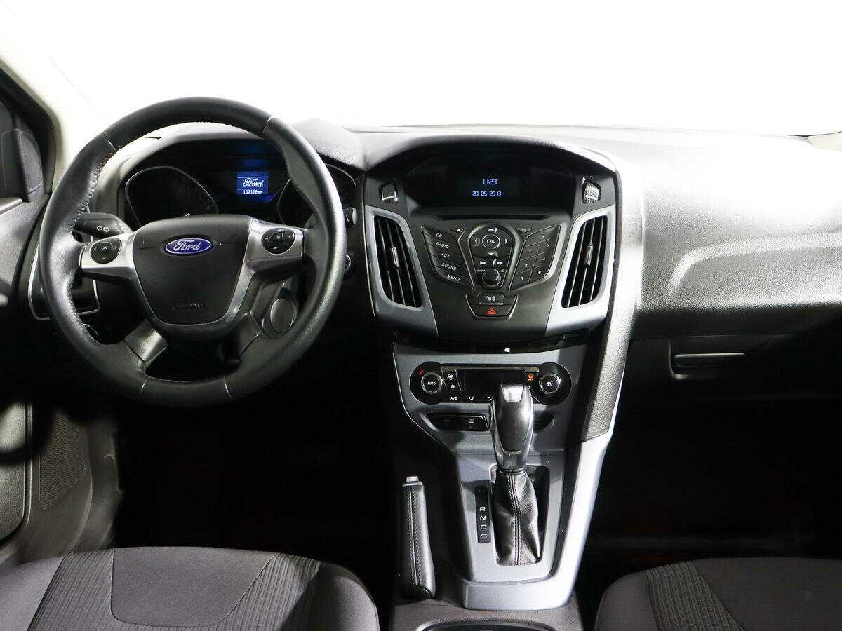 Купить Ford Focus с пробегом. Фото: #9