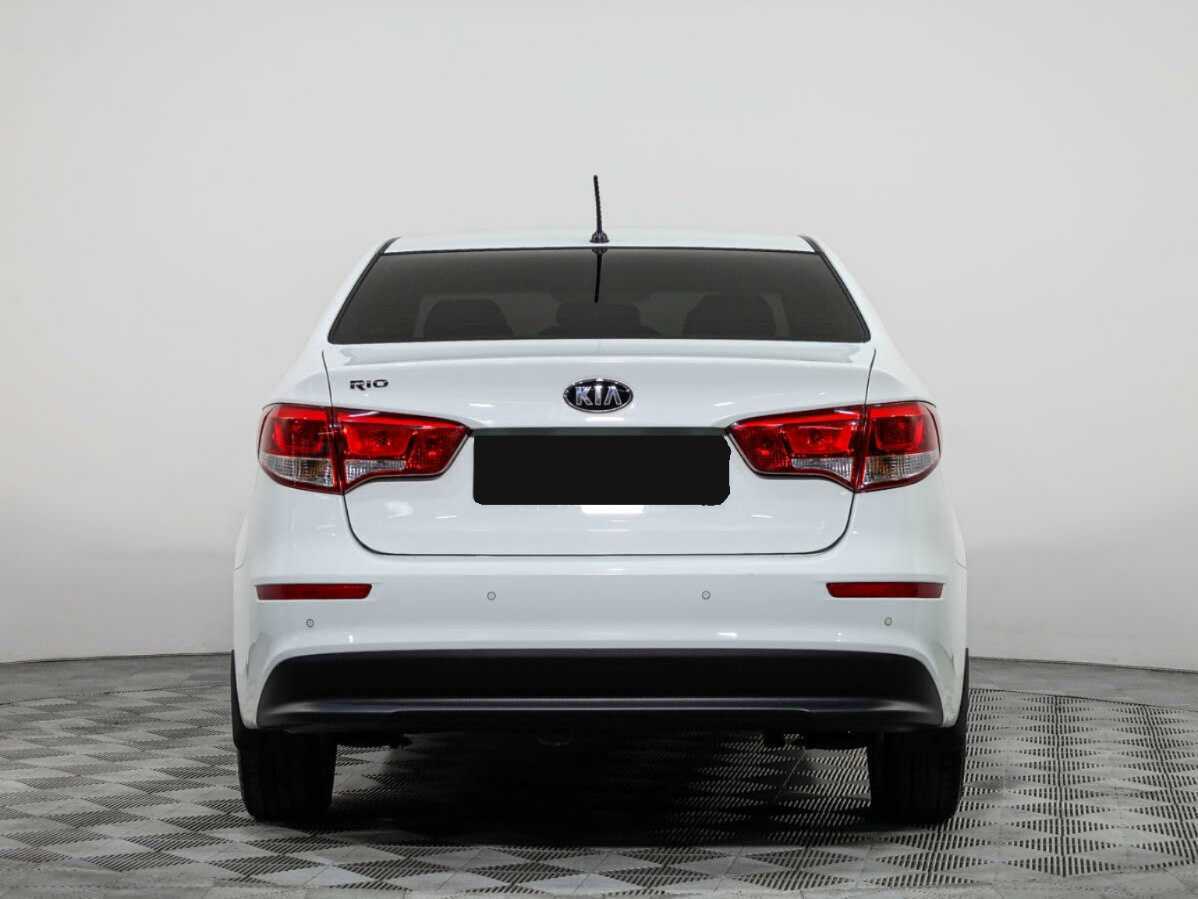 Купить Kia Rio с пробегом. Фото: #4