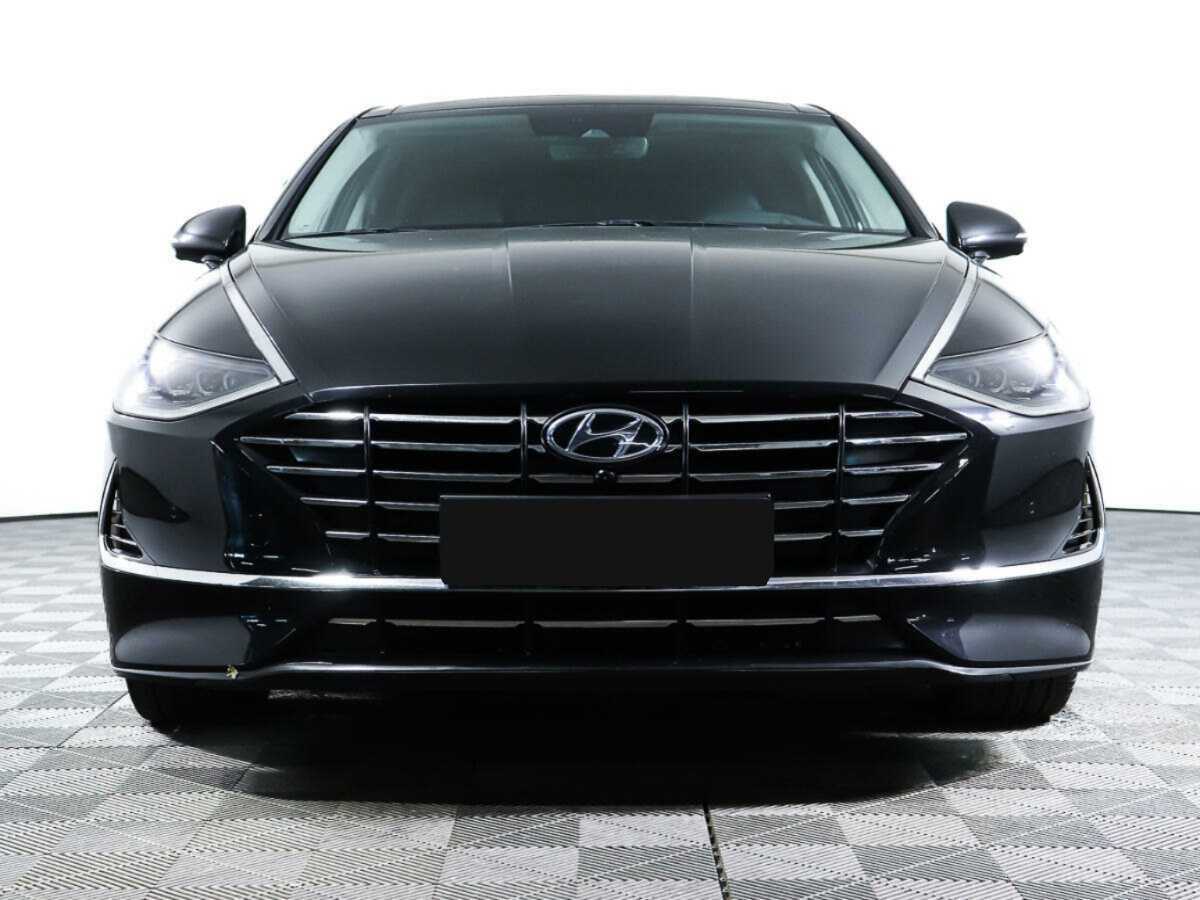Купить Hyundai Sonata с пробегом. Посмотреть фото
