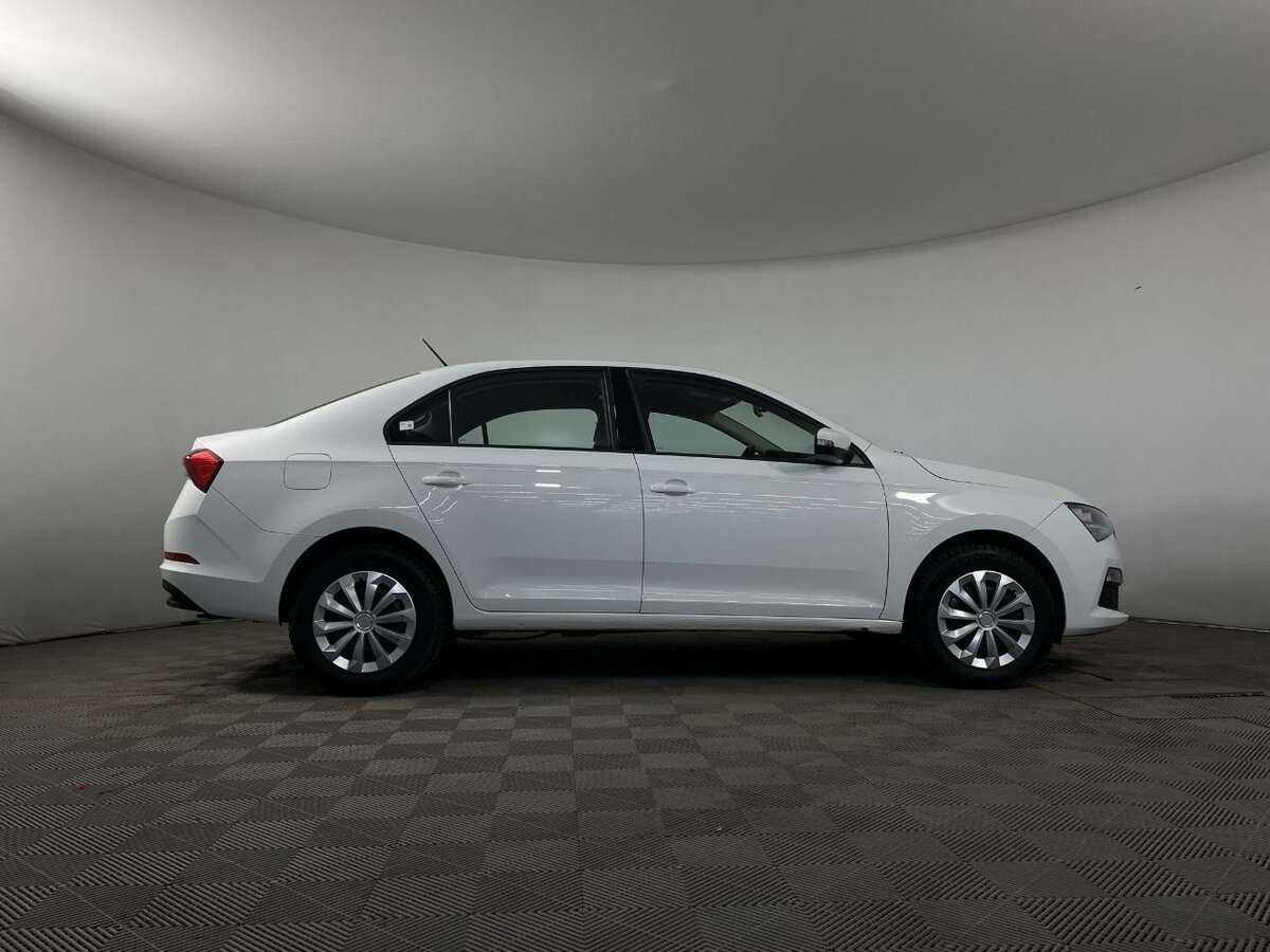 Купить Skoda Rapid с пробегом. Фото: #3