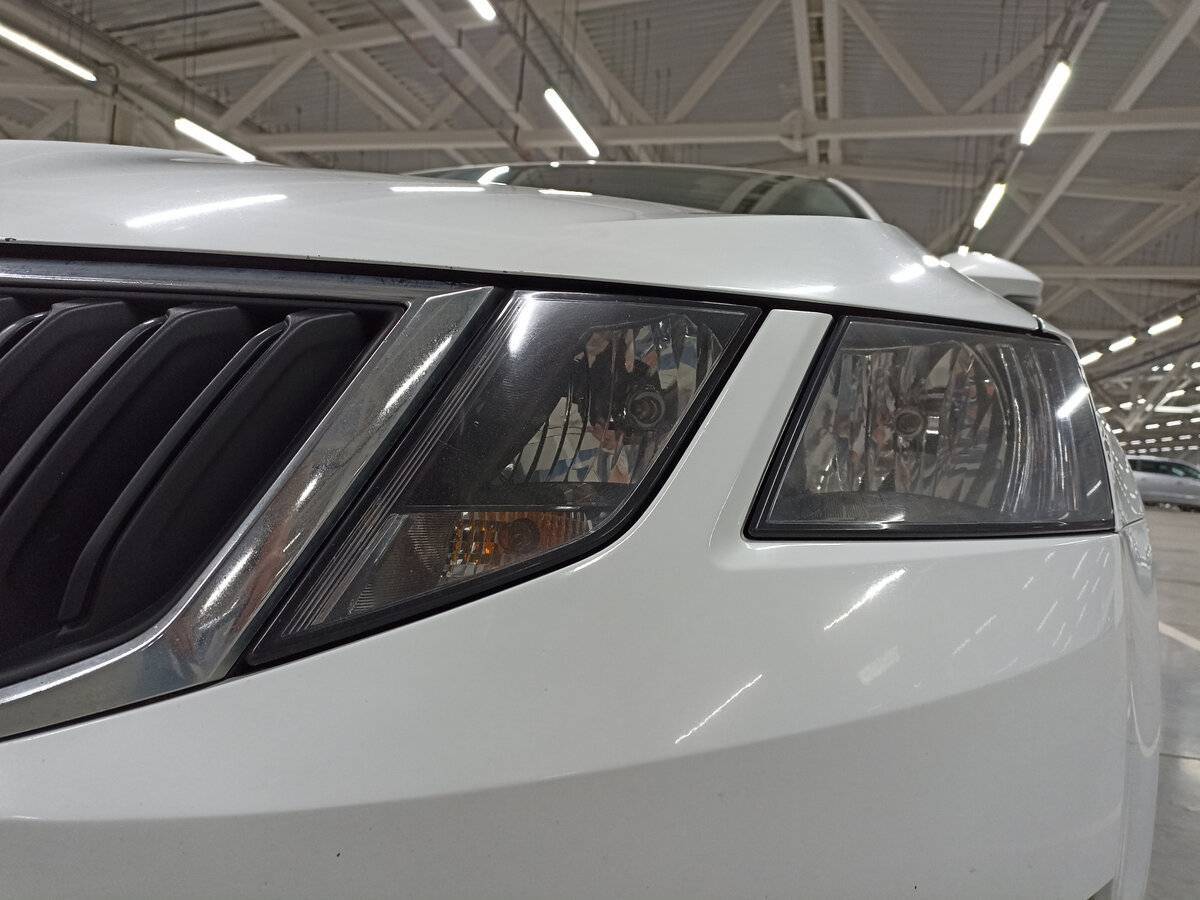 Купить Skoda Octavia с пробегом. Фото: #15