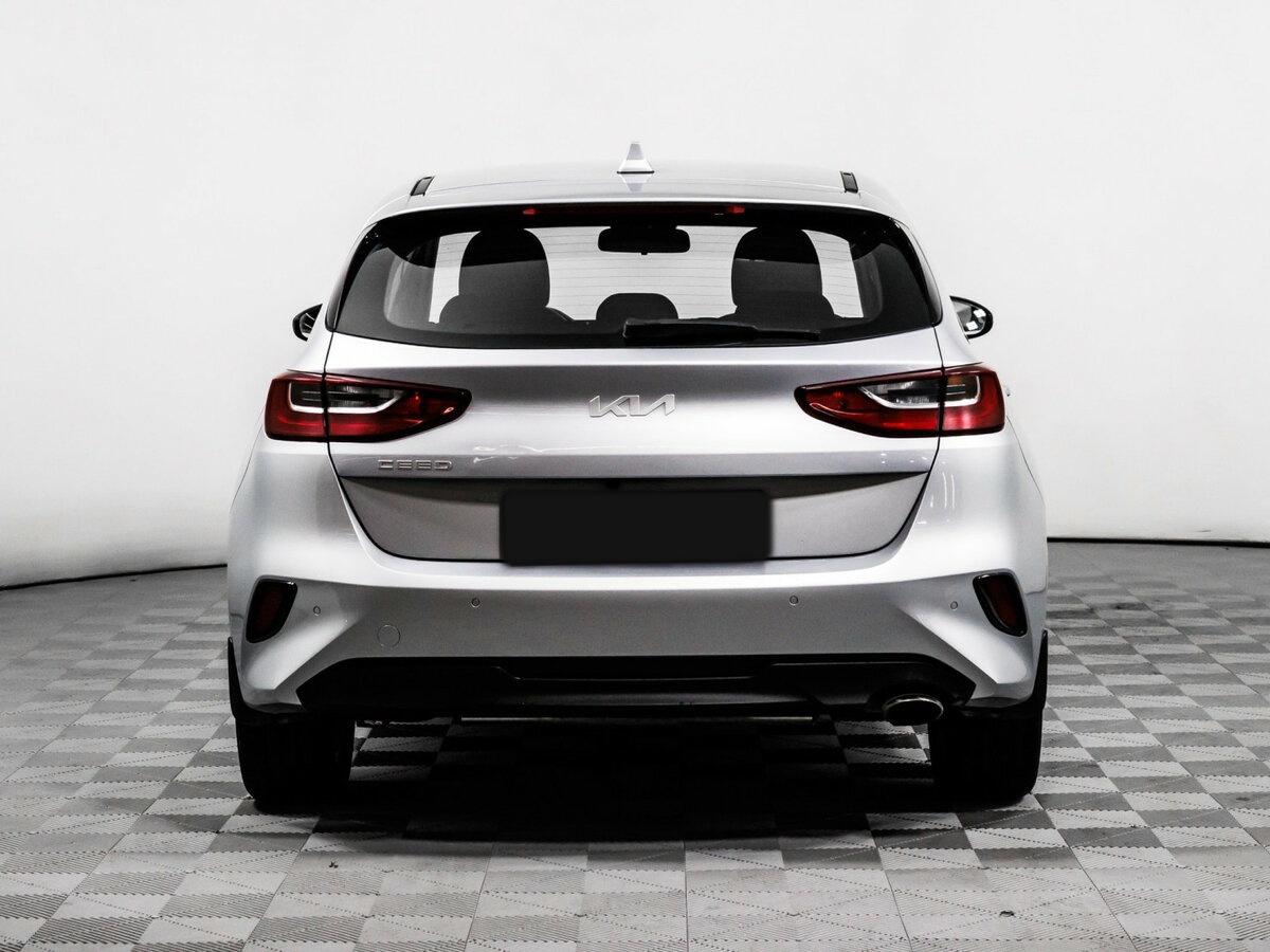Купить Kia Ceed с пробегом. Фото: #5