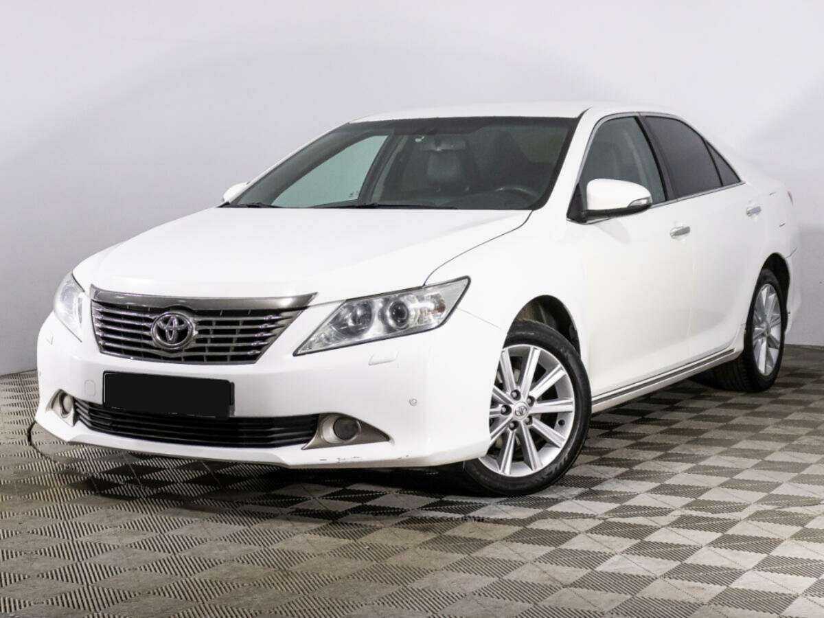 Купить Toyota Camry с пробегом. Фото: #0