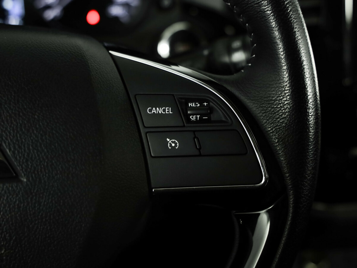 Купить Mitsubishi Outlander с пробегом. Фото: #12