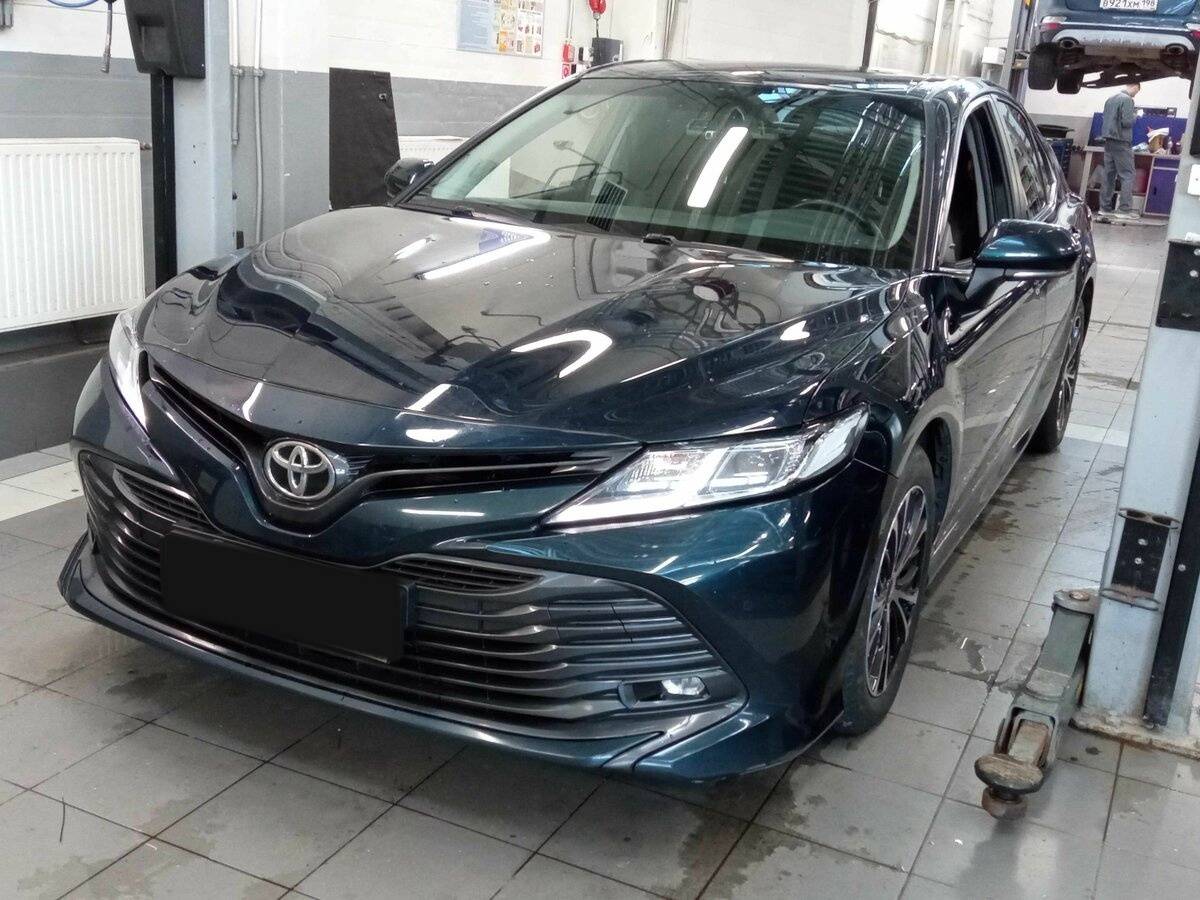 Купить Toyota Camry с пробегом. Посмотреть фото