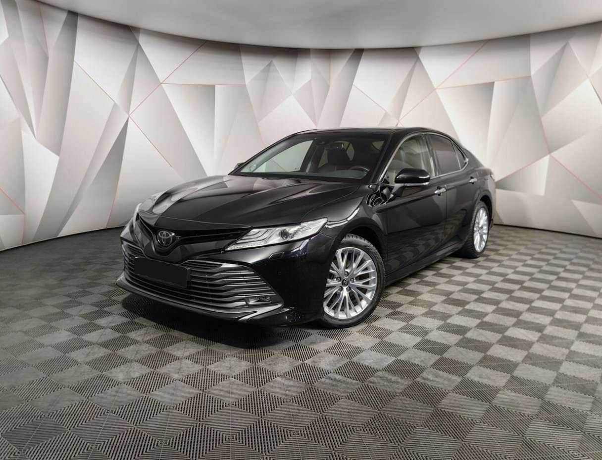 Купить Toyota Camry с пробегом. Посмотреть фото