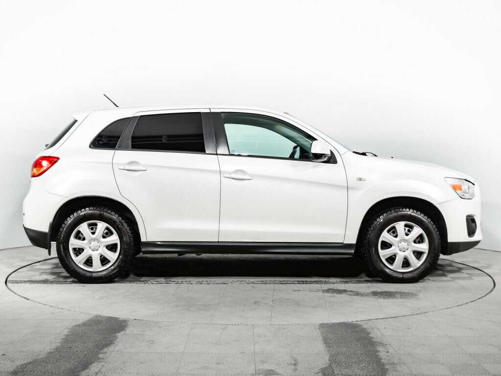 Купить Mitsubishi ASX с пробегом. Фото: #3