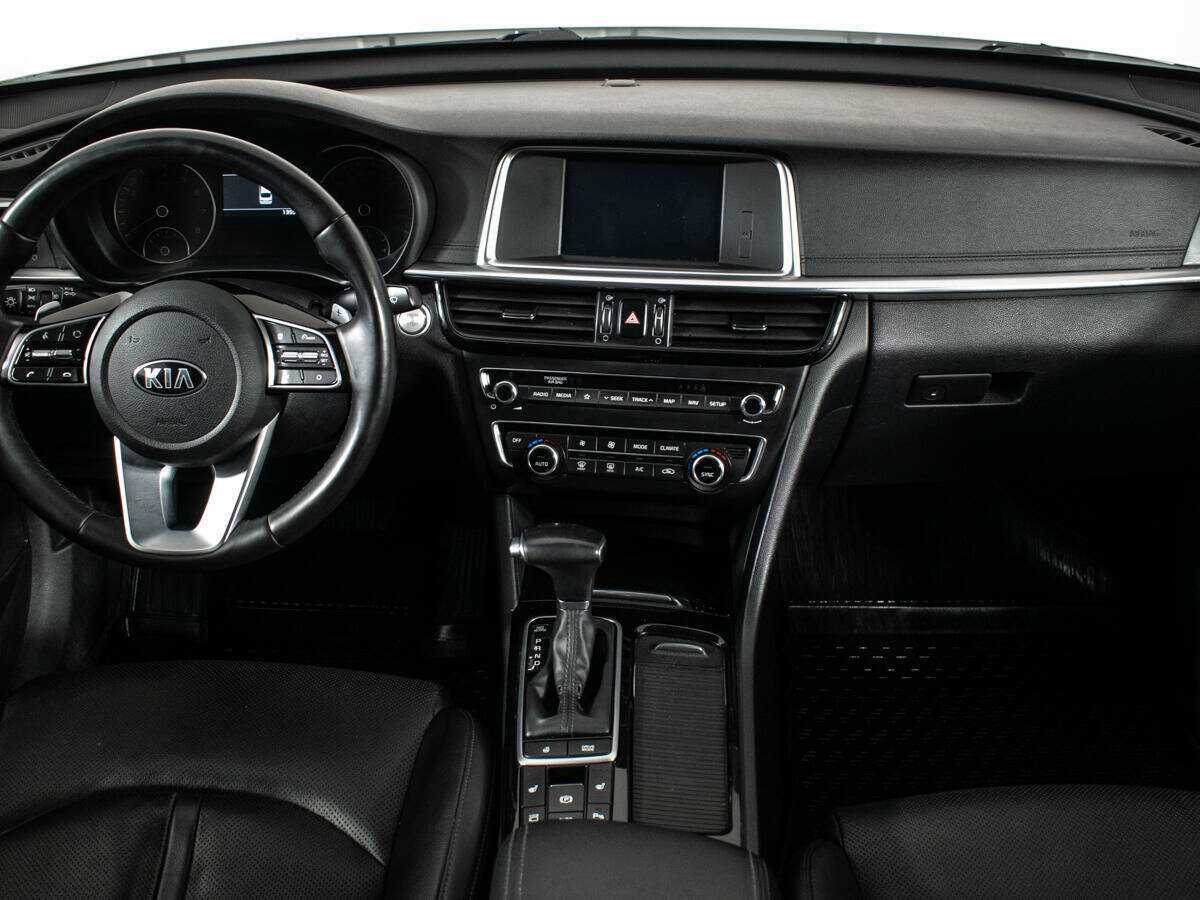 Купить Kia Optima с пробегом. Фото: #8