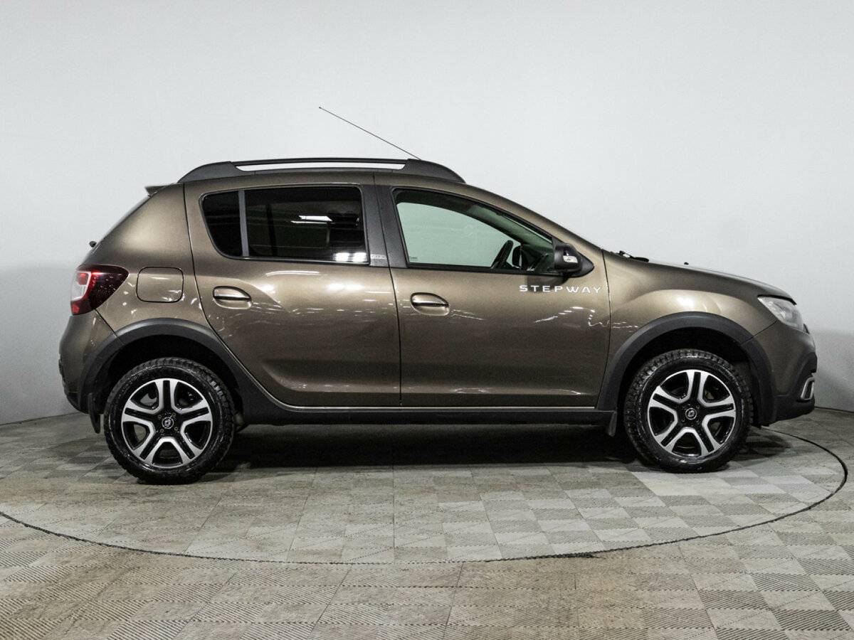 Купить Renault Sandero с пробегом. Фото: #7