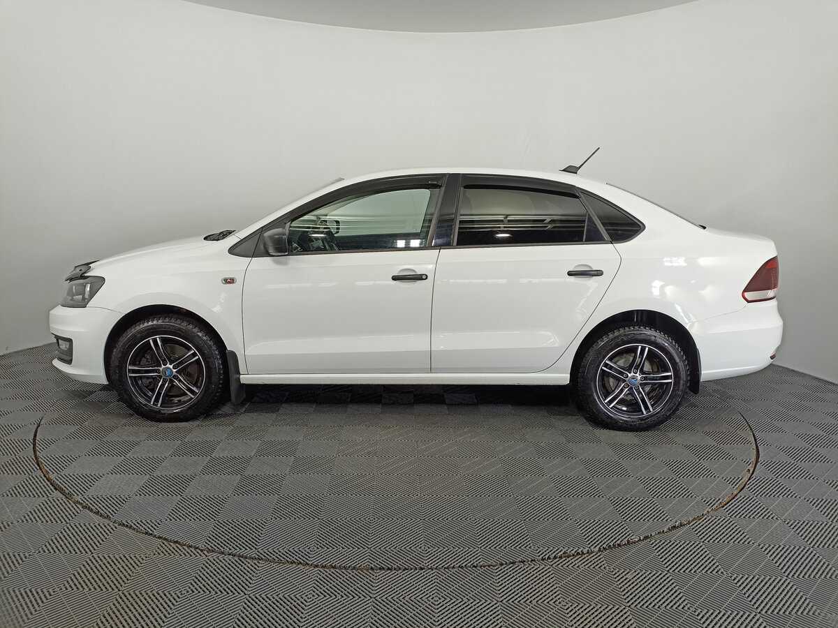 Купить Volkswagen Polo с пробегом. Фото: #7