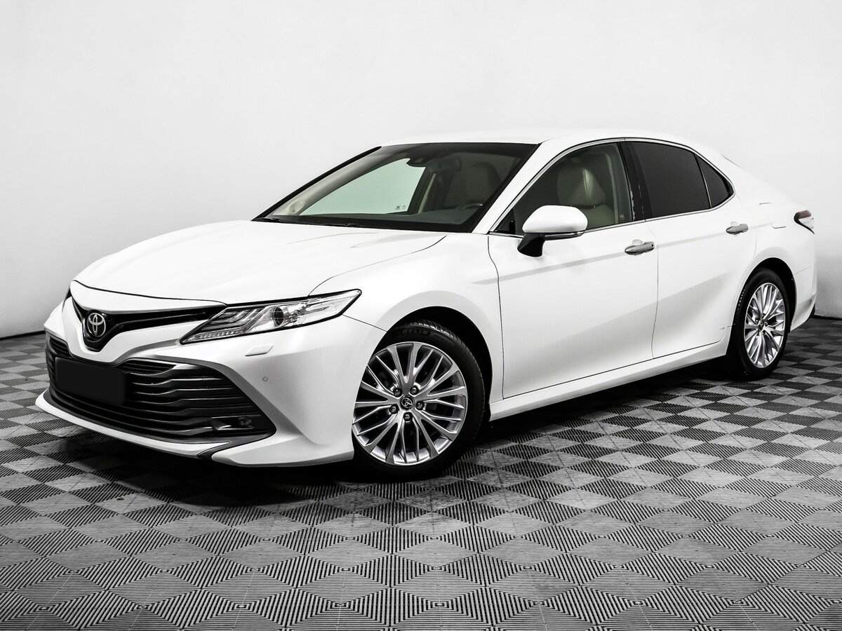 Купить Toyota Camry с пробегом. Фото: #0