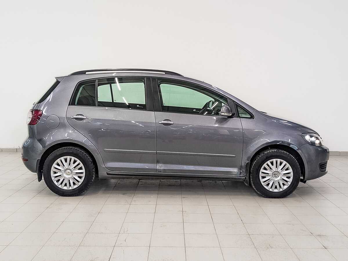 Купить Volkswagen Golf Plus с пробегом. Фото: #3