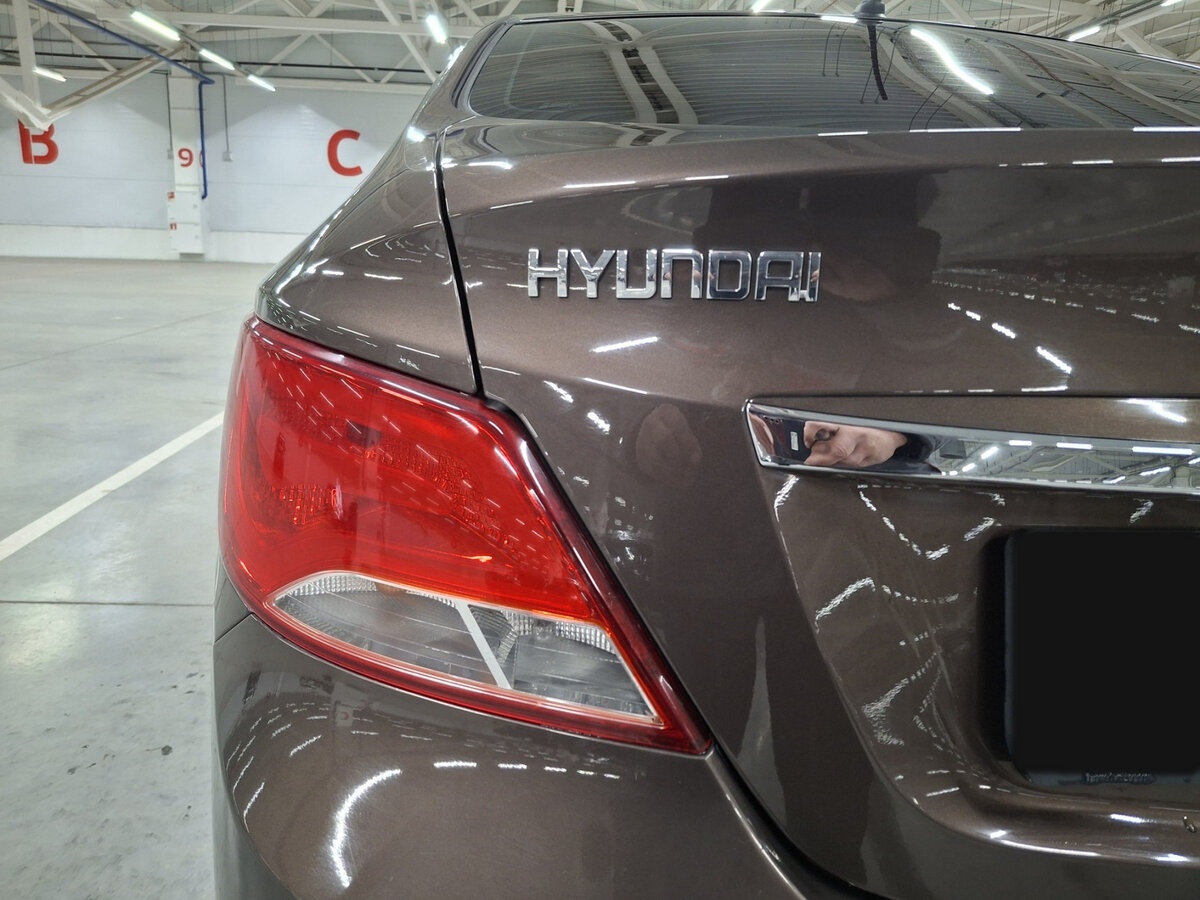 Купить Hyundai Solaris с пробегом. Фото: #8