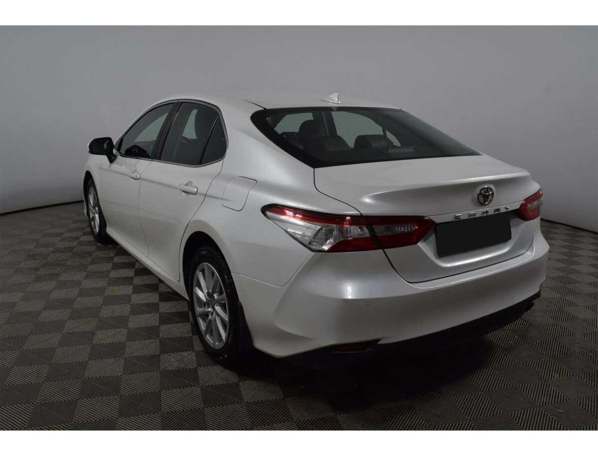 Купить Toyota Camry с пробегом. Фото: #6