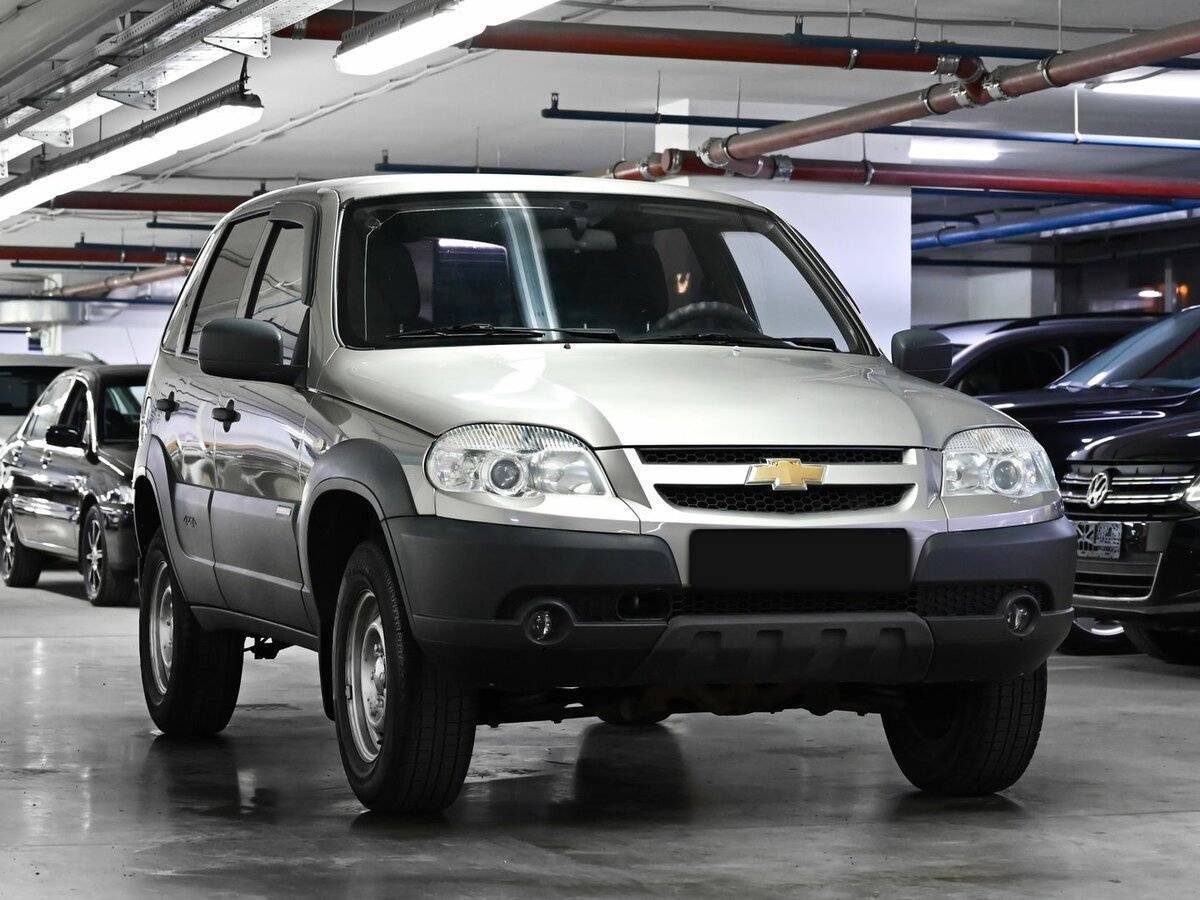 Купить Chevrolet Niva с пробегом. Фото: #1