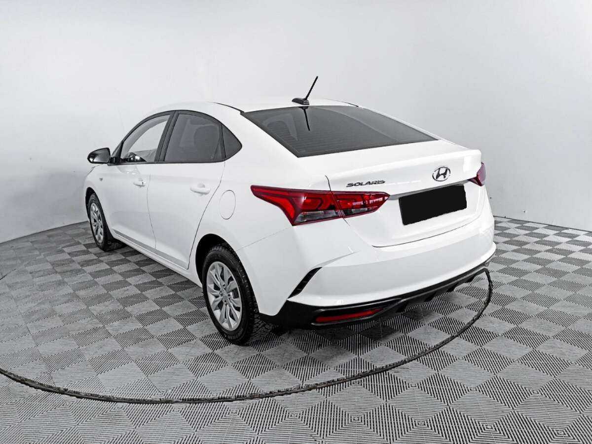 Купить Hyundai Solaris с пробегом. Фото: #5