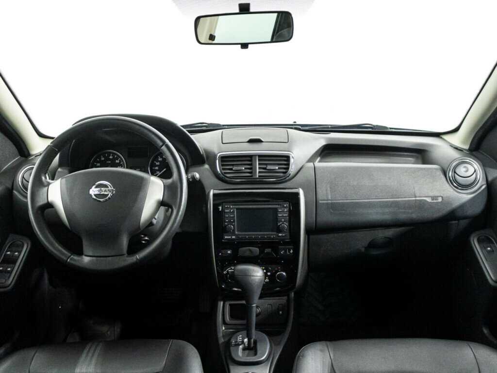 Купить Nissan Terrano с пробегом. Фото: #11