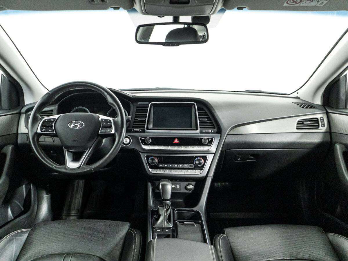 Купить Hyundai Sonata с пробегом. Фото: #12