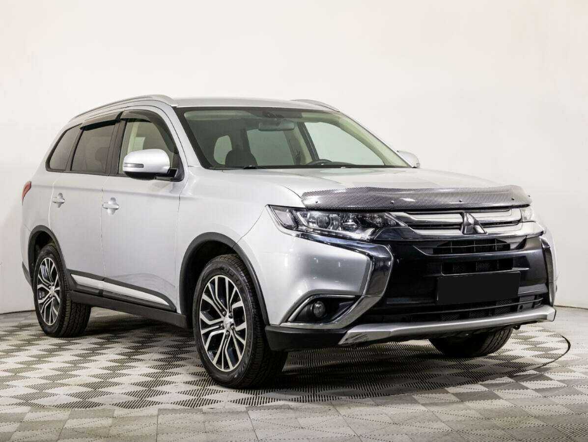 Купить Mitsubishi Outlander с пробегом. Фото: #2