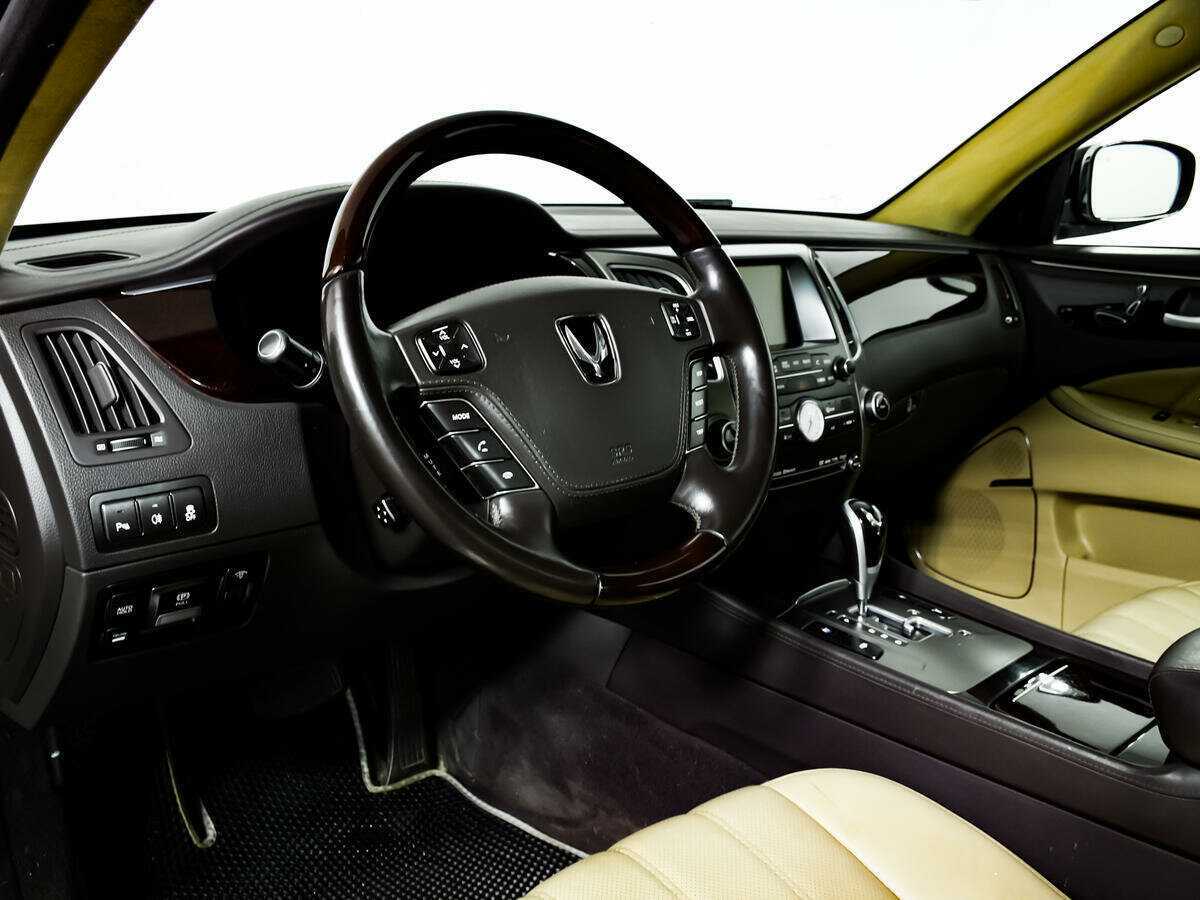 Купить Hyundai Equus с пробегом. Фото: #12