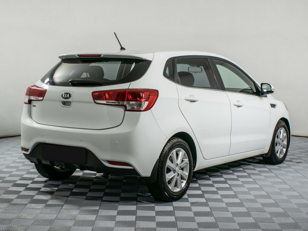 Купить Kia Rio с пробегом. Фото: #4