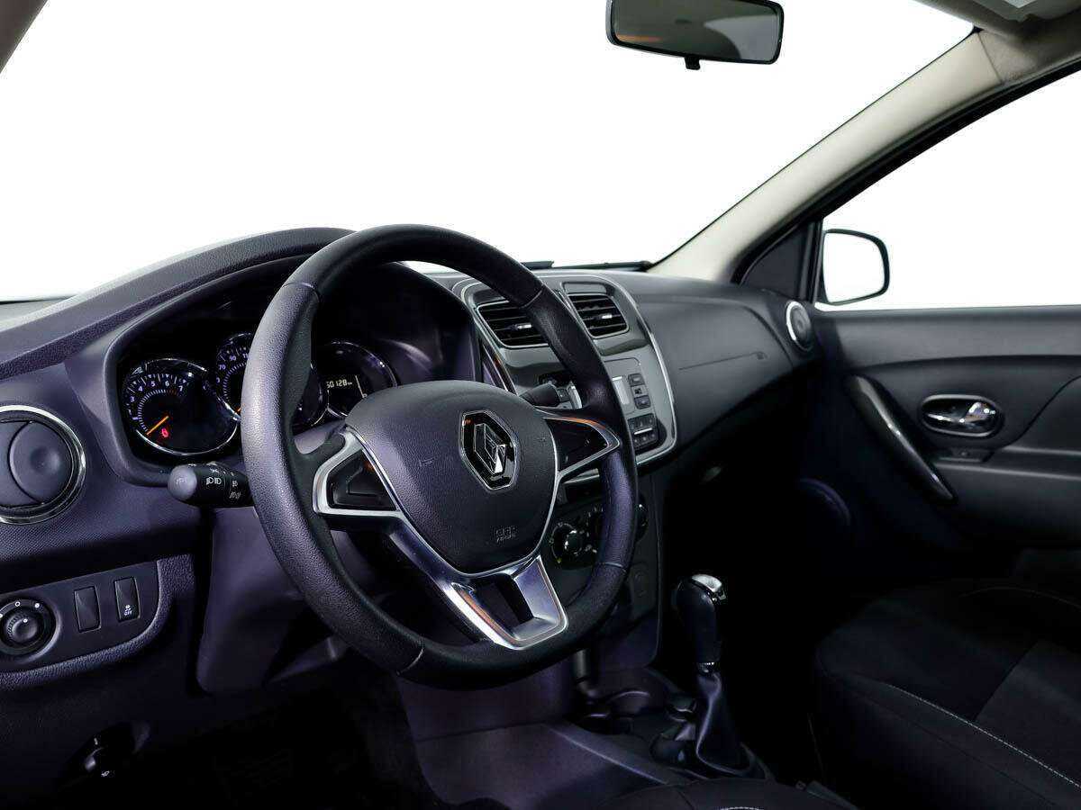 Купить Renault Logan с пробегом. Фото: #9
