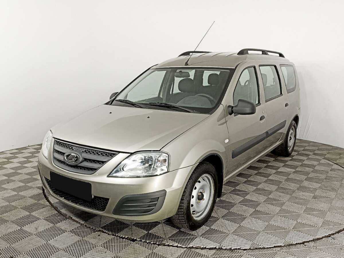 Купить Lada (ВАЗ) Largus с пробегом. Посмотреть фото