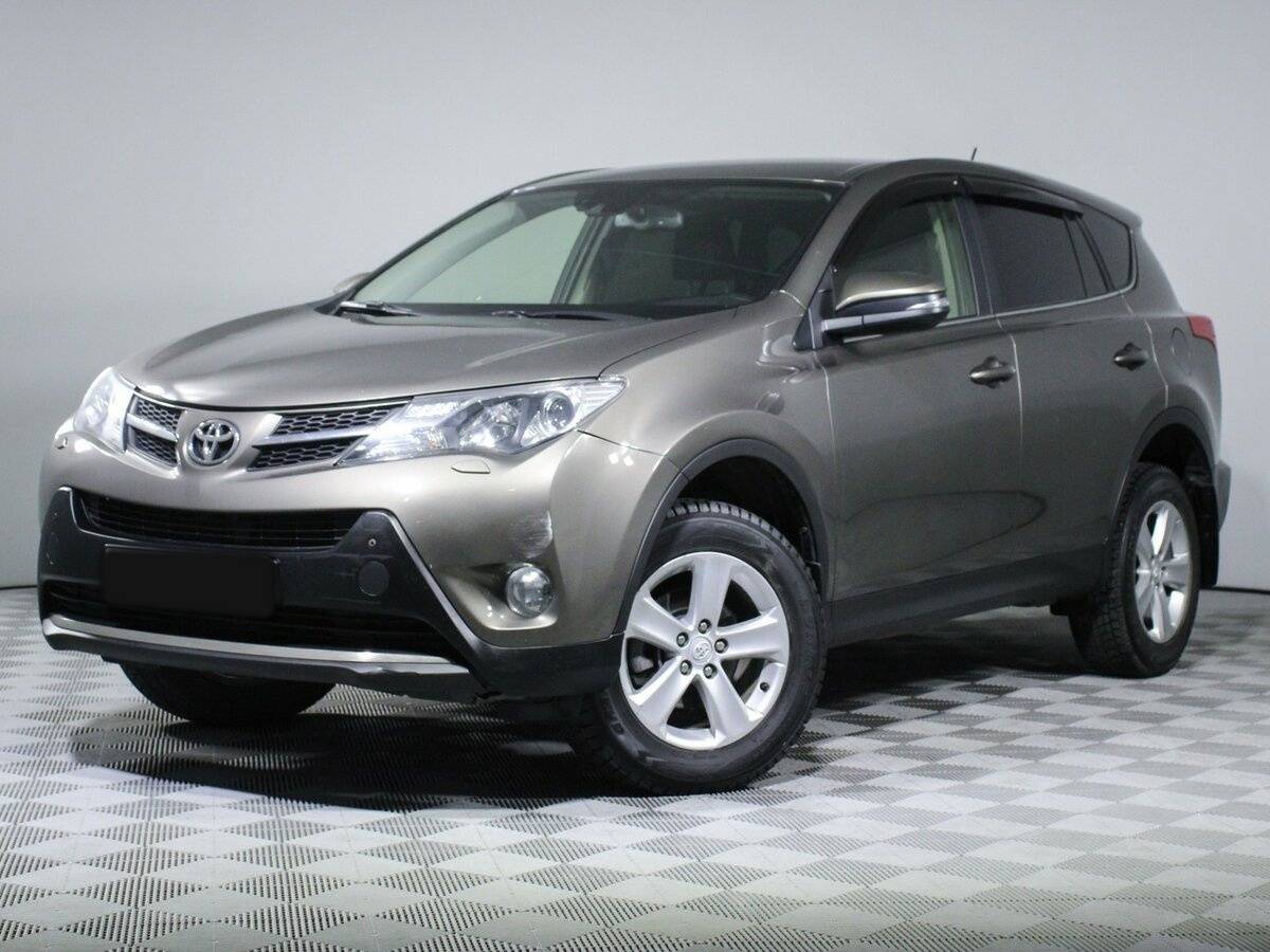Купить Toyota RAV4 с пробегом. Посмотреть фото