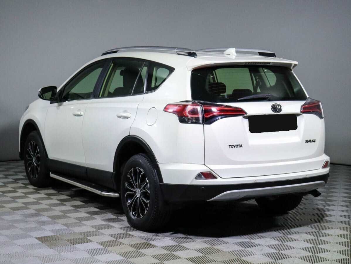 Купить Toyota RAV4 с пробегом. Фото: #6