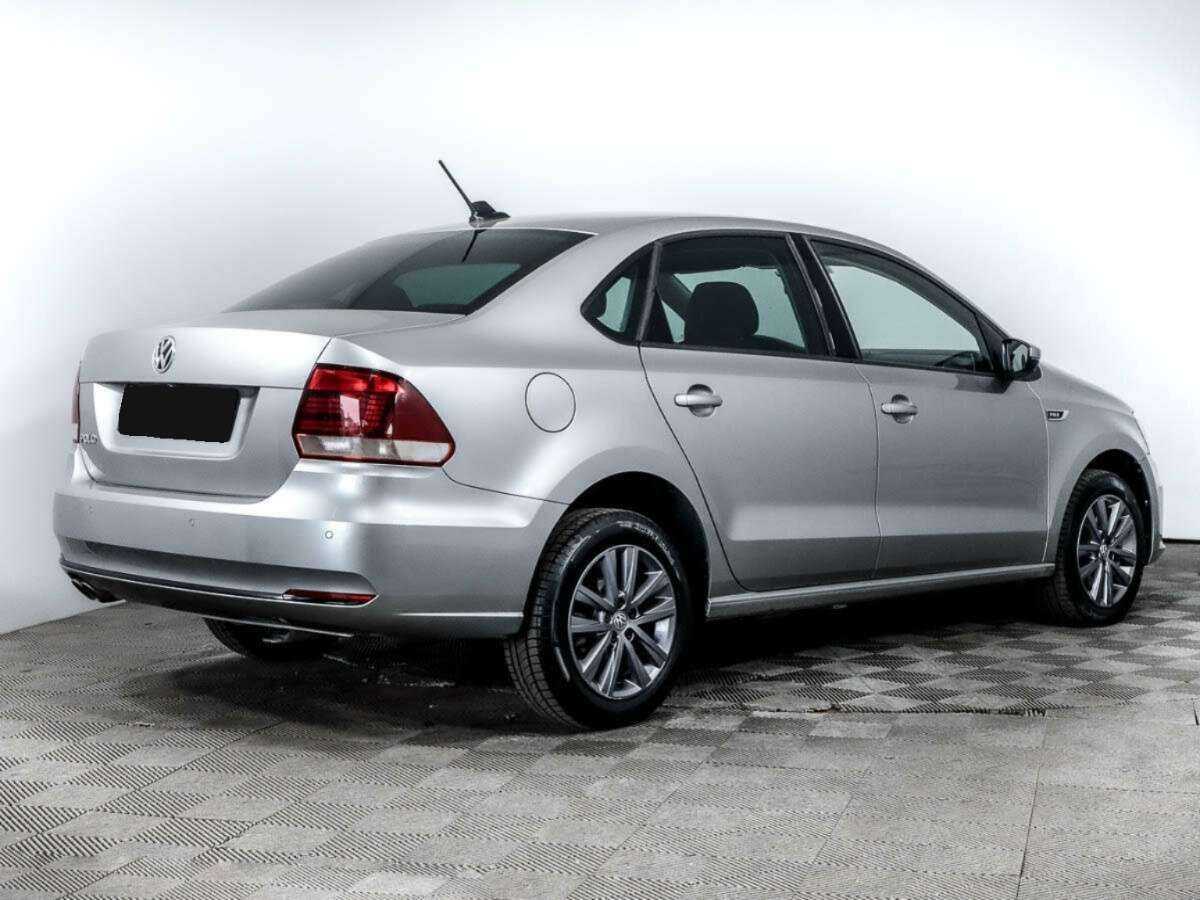 Купить Volkswagen Polo с пробегом. Фото: #3