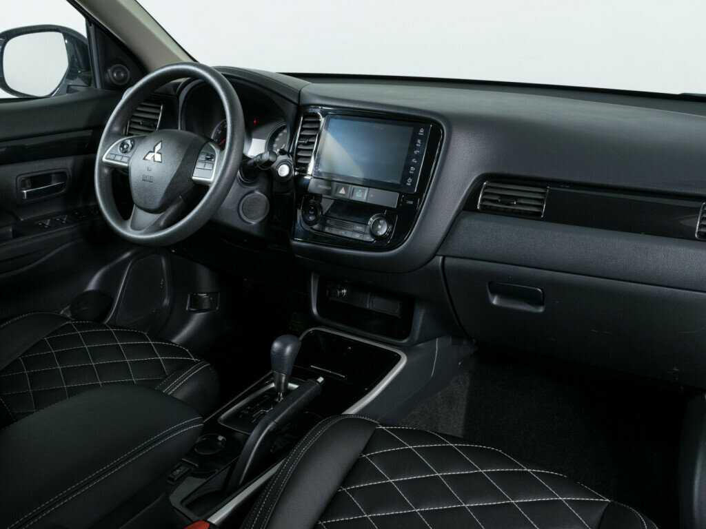 Купить Mitsubishi Outlander с пробегом. Фото: #7