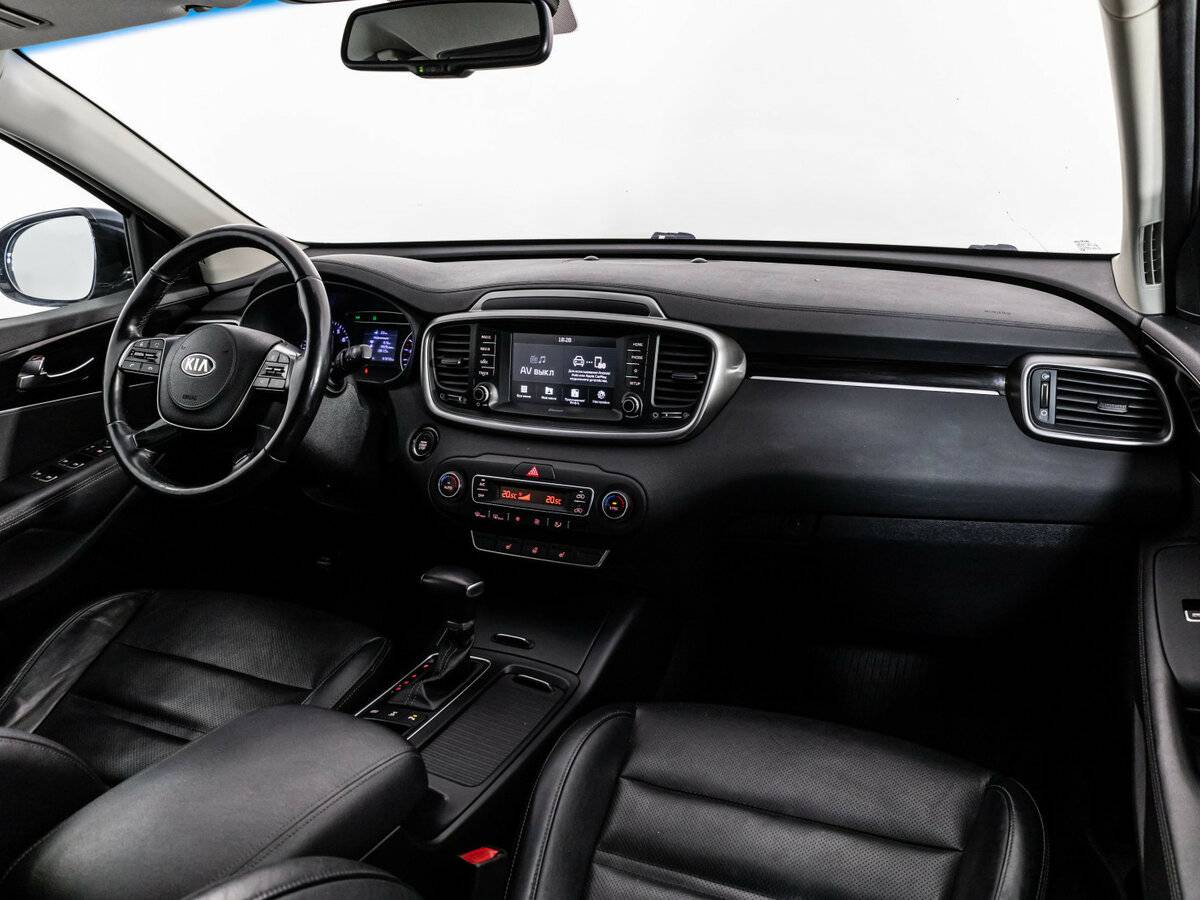Купить Kia Sorento с пробегом. Фото: #6
