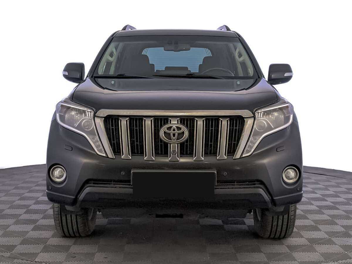 Купить Toyota Land Cruiser Prado с пробегом. Фото: #1
