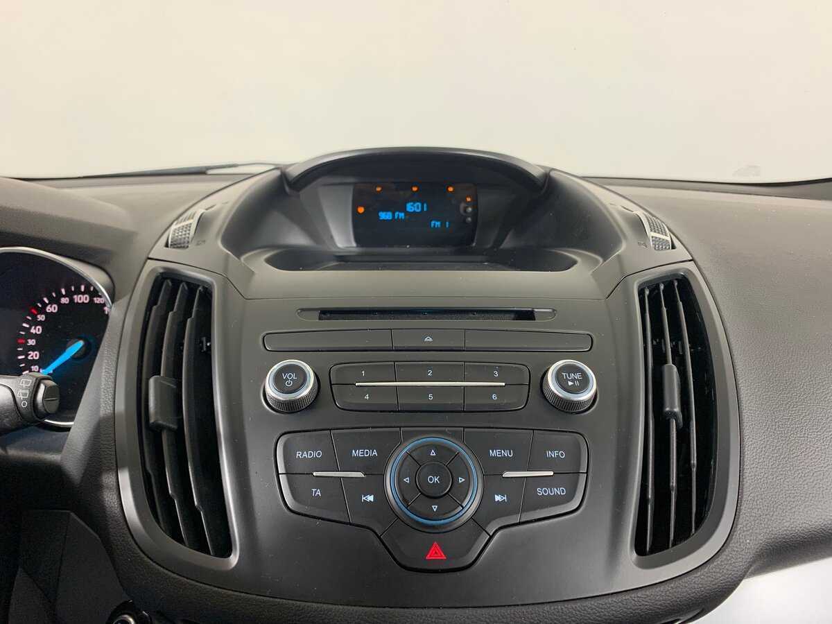 Купить Ford Kuga с пробегом. Фото: #15