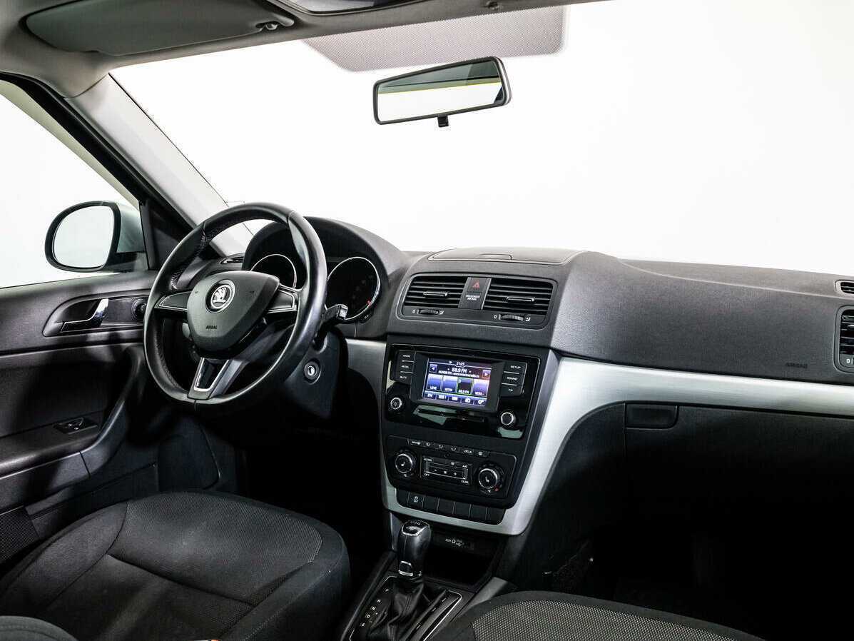 Купить Skoda Yeti с пробегом. Фото: #8