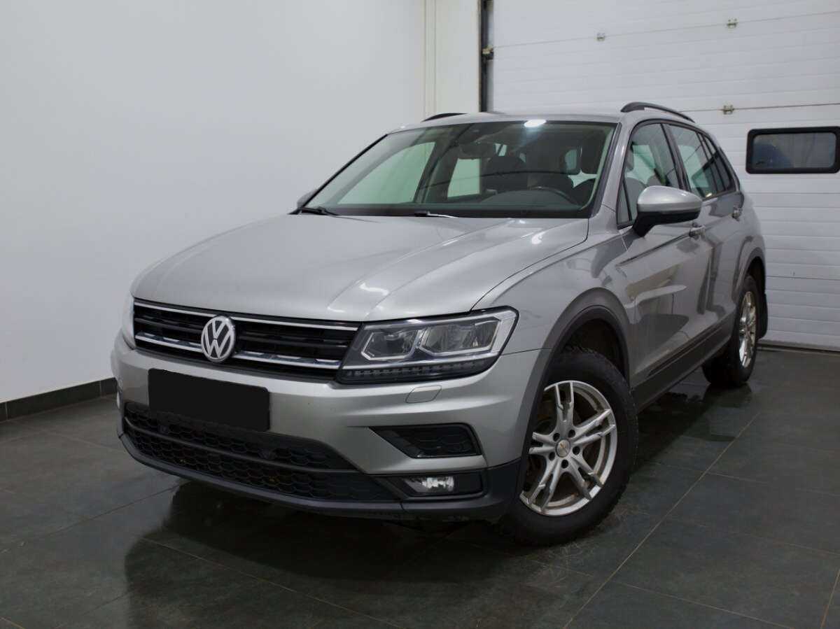 Купить Volkswagen Tiguan с пробегом. Посмотреть фото