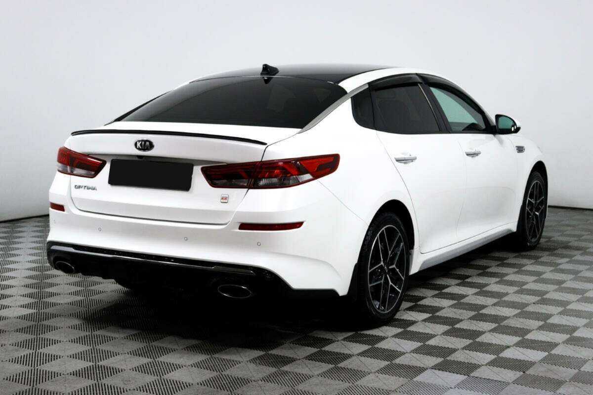 Купить Kia Optima с пробегом. Фото: #4