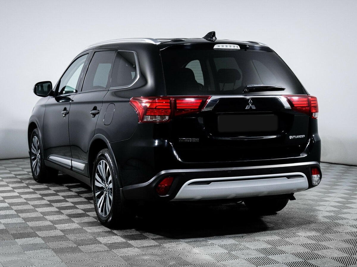 Купить Mitsubishi Outlander с пробегом. Фото: #6