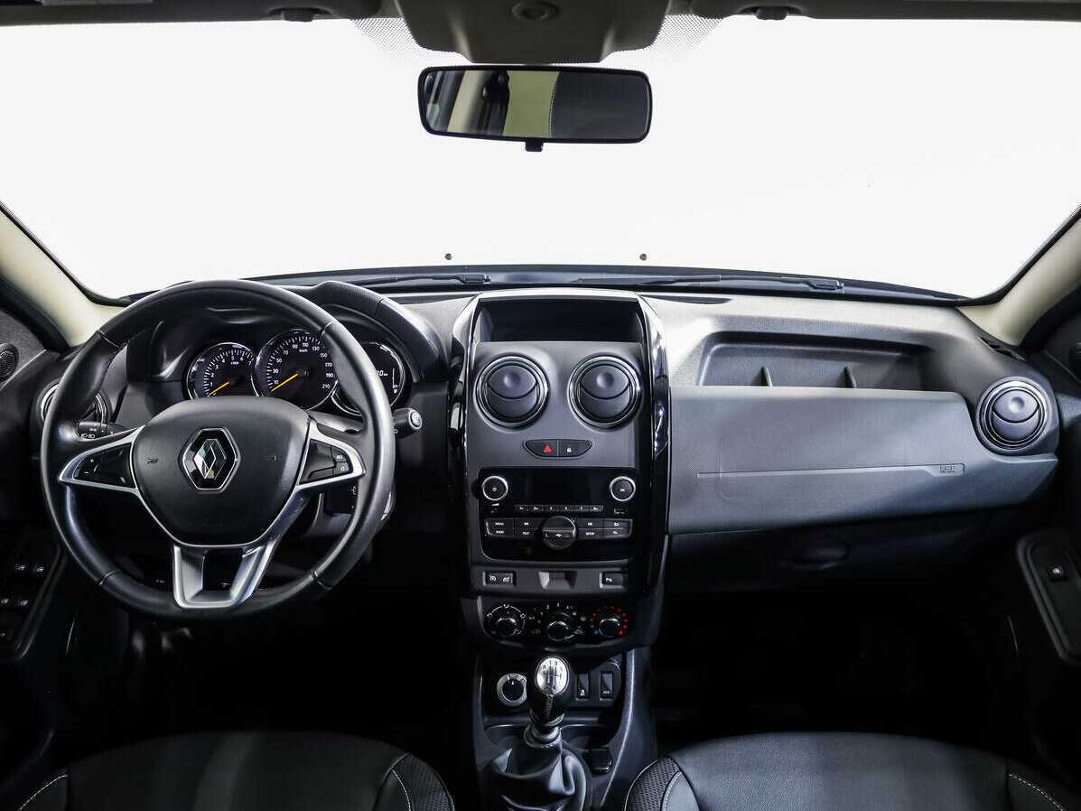 Купить Renault Duster с пробегом. Фото: #8