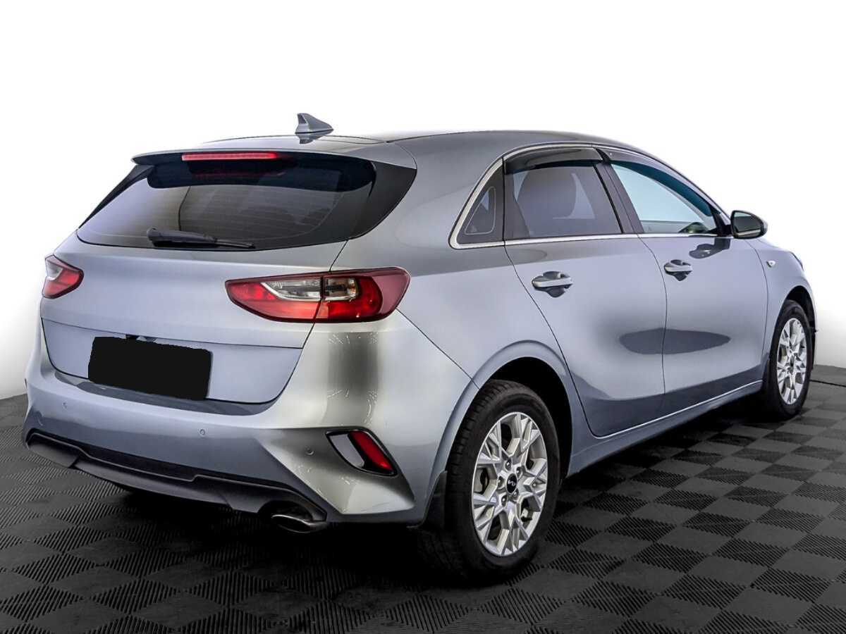 Купить Kia Ceed с пробегом. Фото: #4