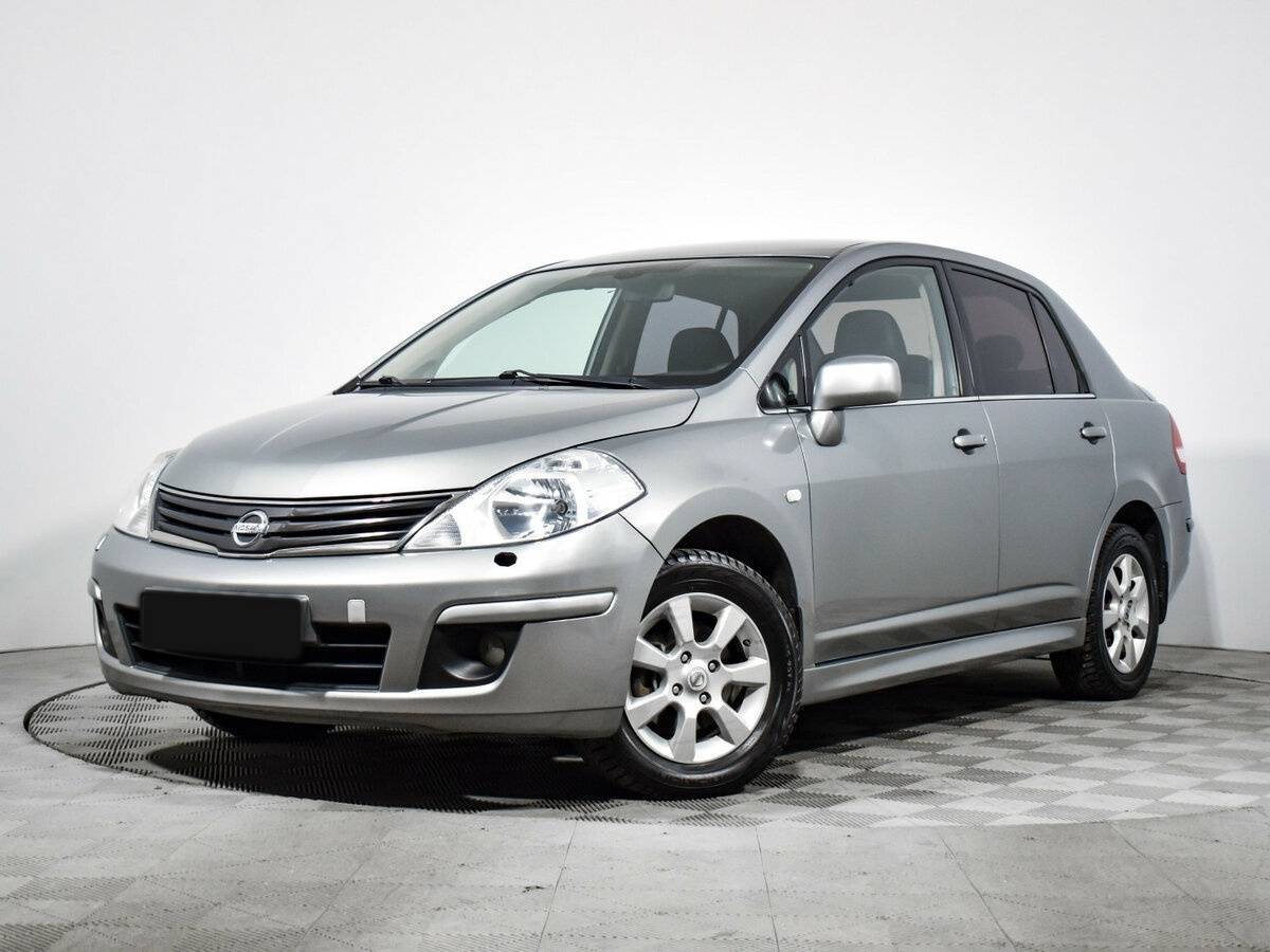 Купить Nissan Tiida с пробегом. Фото: #0