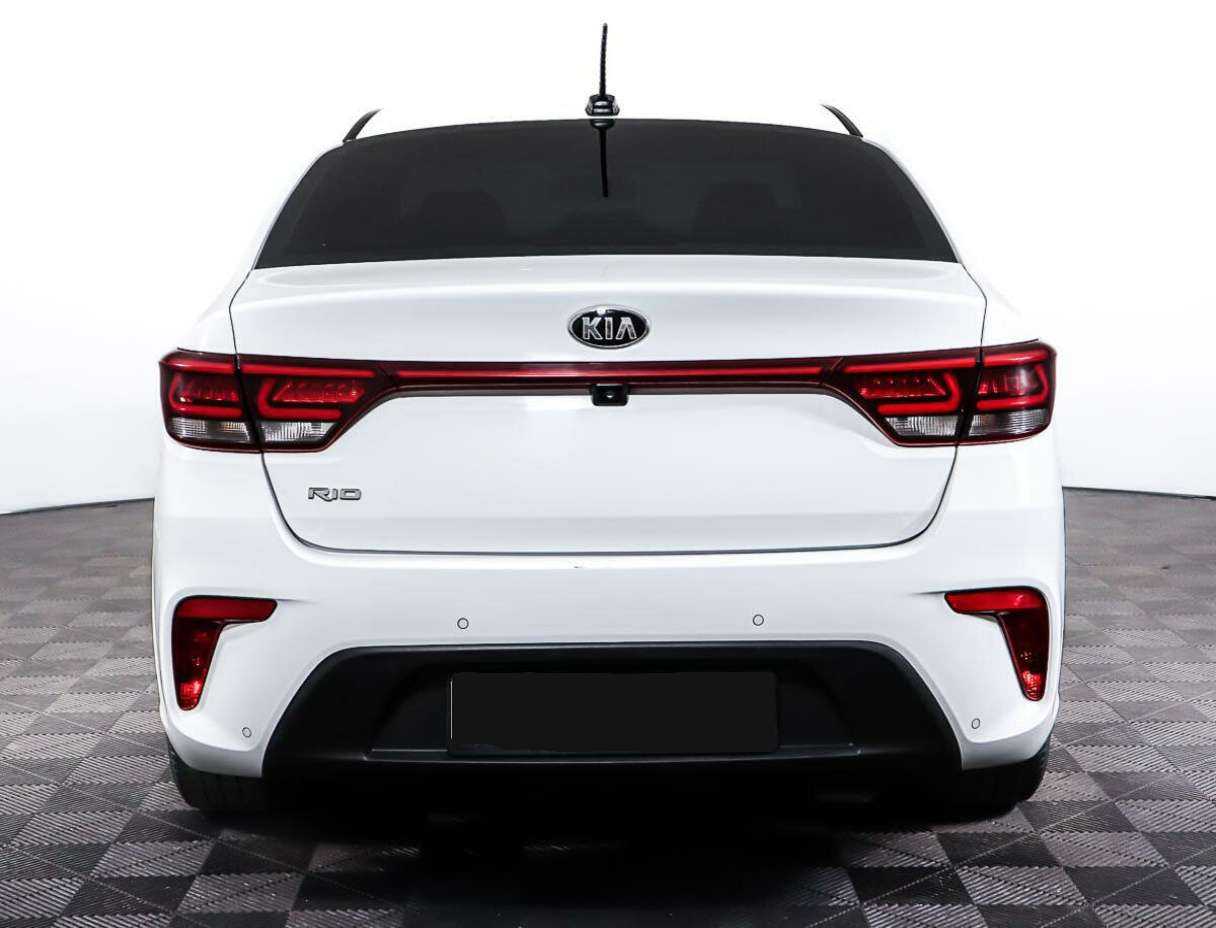 Купить Kia Rio с пробегом. Фото: #5
