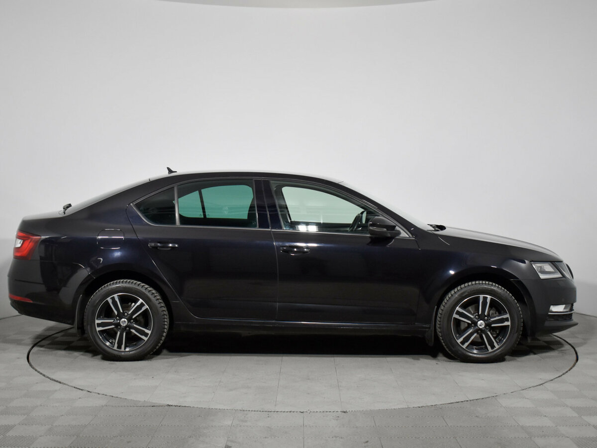 Купить Skoda Octavia с пробегом. Фото: #3