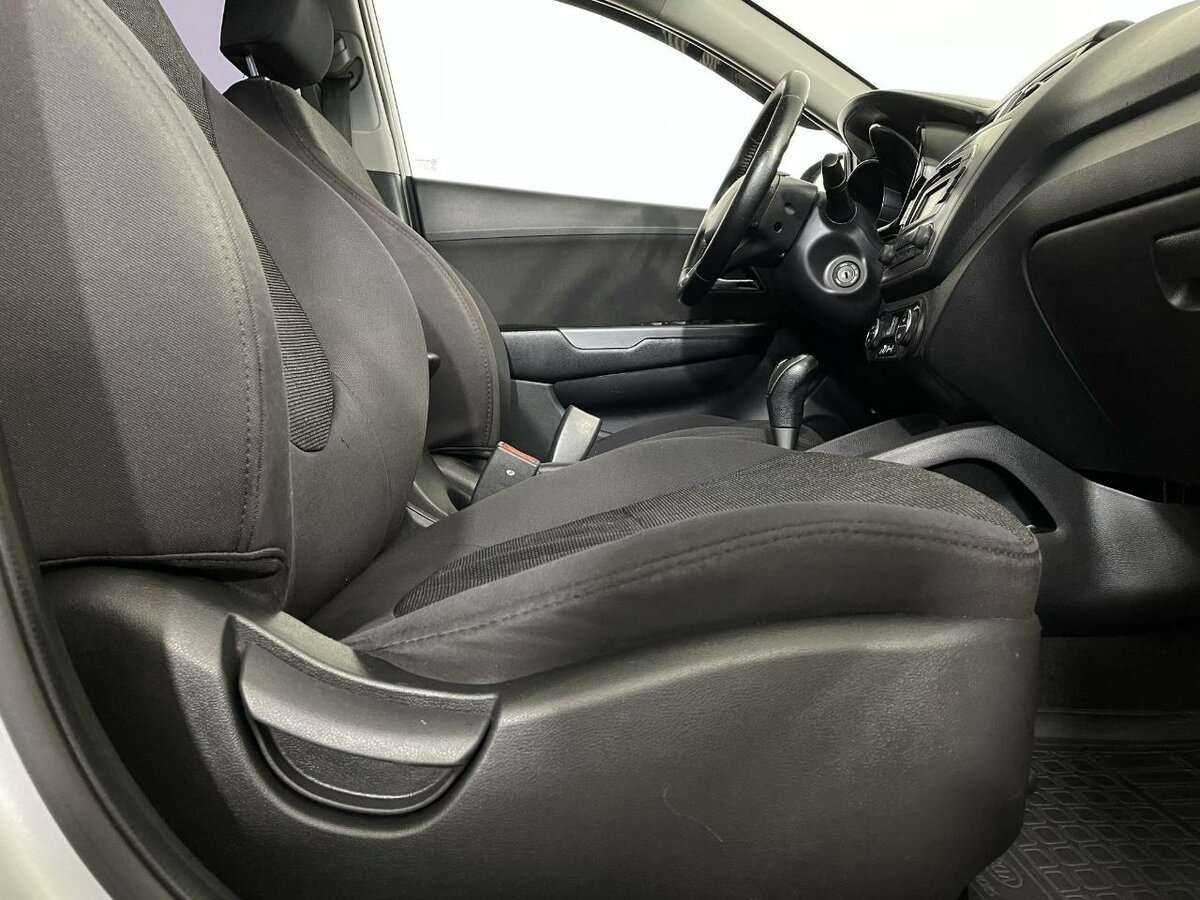 Купить Kia Rio с пробегом. Фото: #13