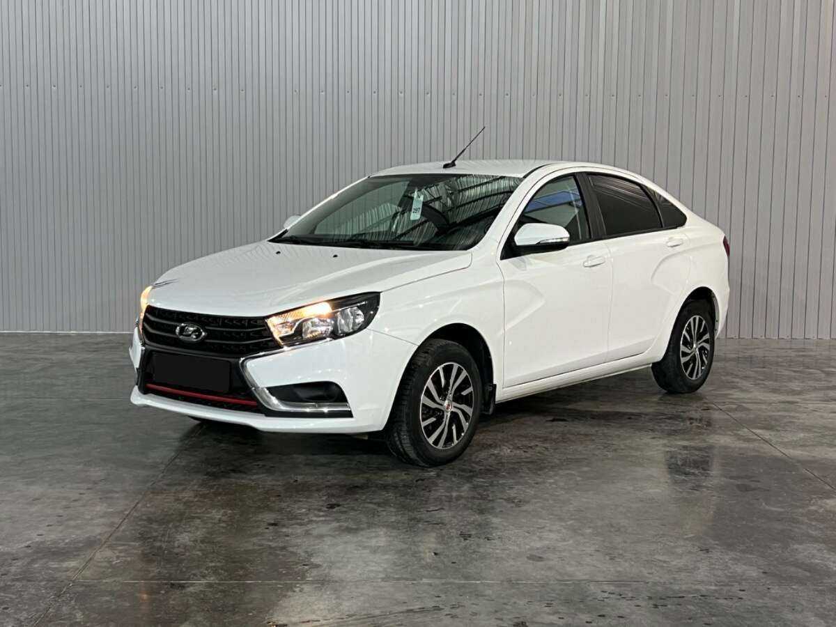 Купить Lada (ВАЗ) Vesta с пробегом. Посмотреть фото