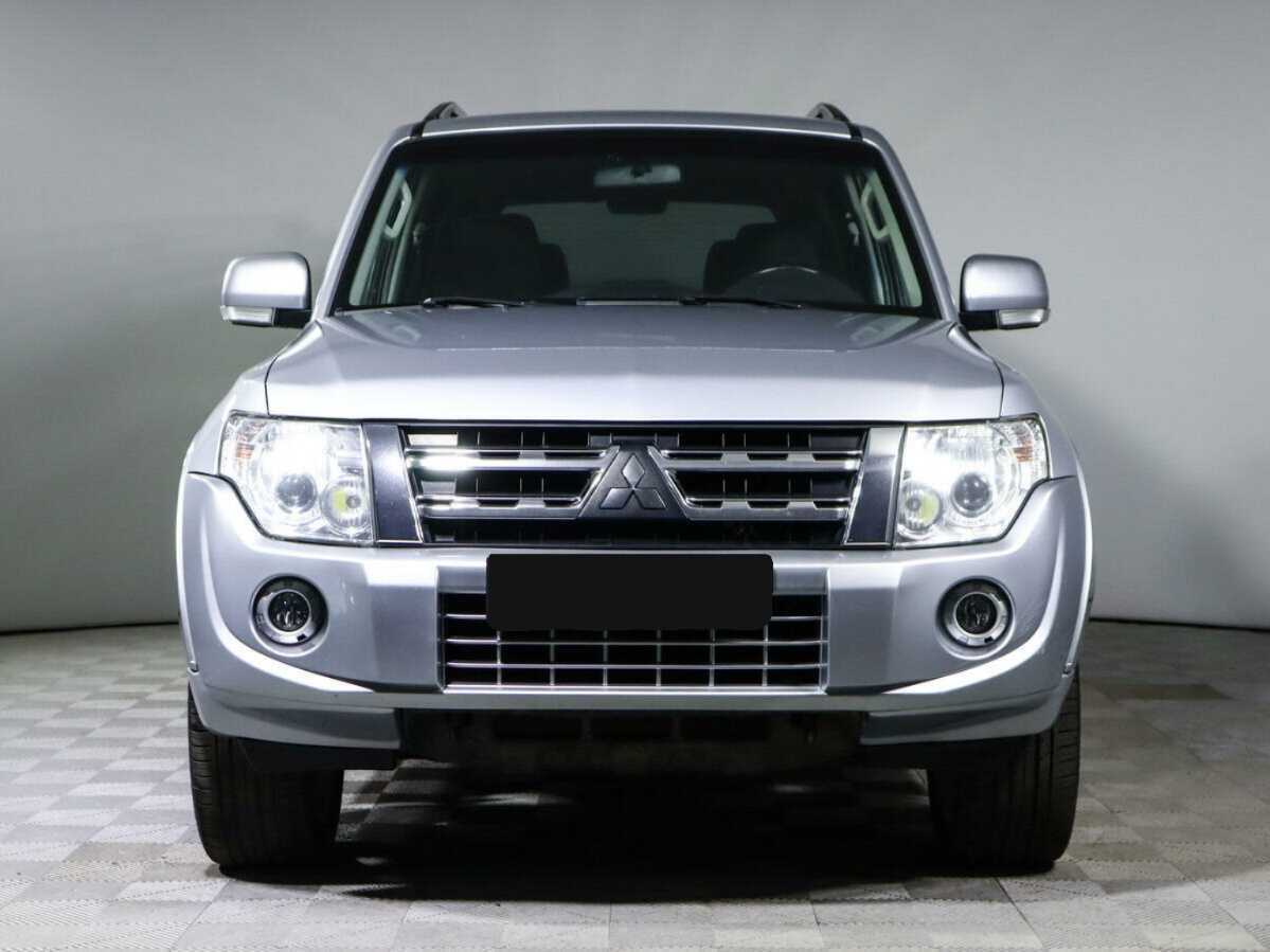 Купить Mitsubishi Pajero с пробегом. Фото: #1