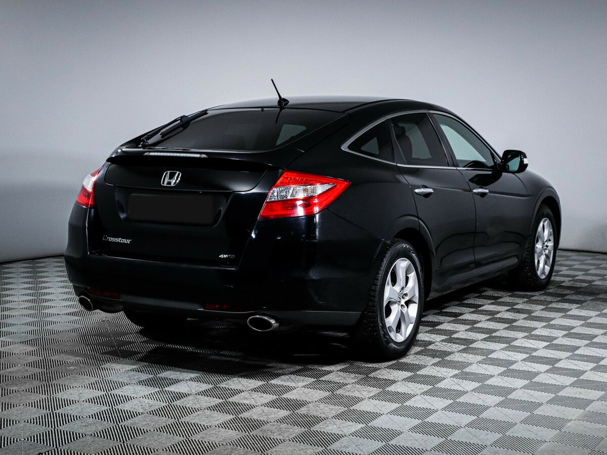 Купить Honda Crosstour с пробегом. Фото: #2