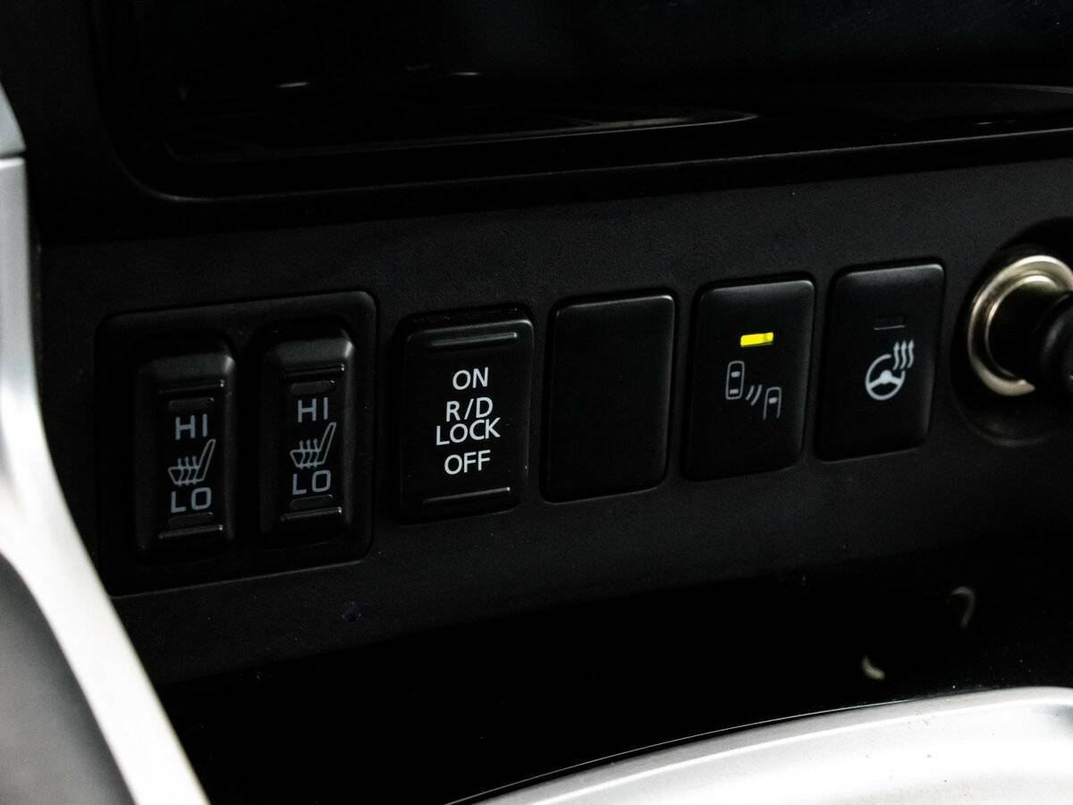 Купить Mitsubishi Pajero Sport с пробегом. Фото: #13