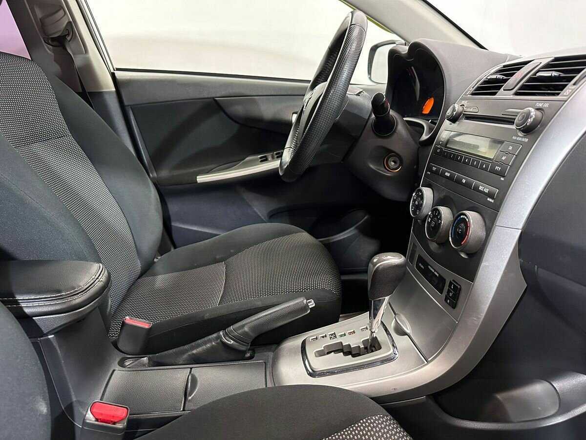 Купить Toyota Corolla с пробегом. Фото: #9