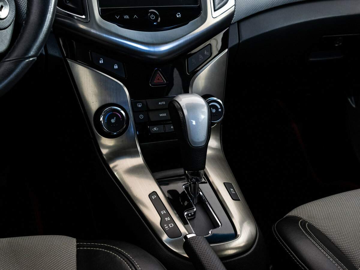 Купить Chevrolet Cruze с пробегом. Фото: #14